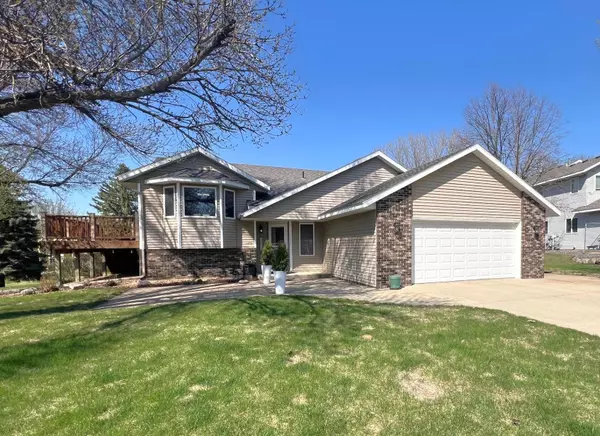 Willmar, MN 56201,2210 9th AVE SE
