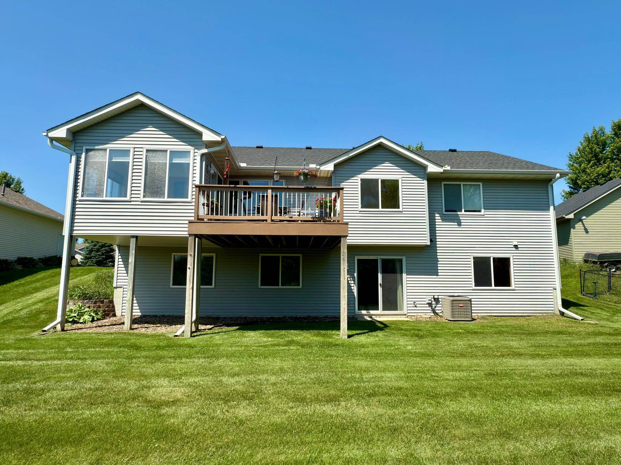 Dundas, MN 55019,403 Grindstone LN