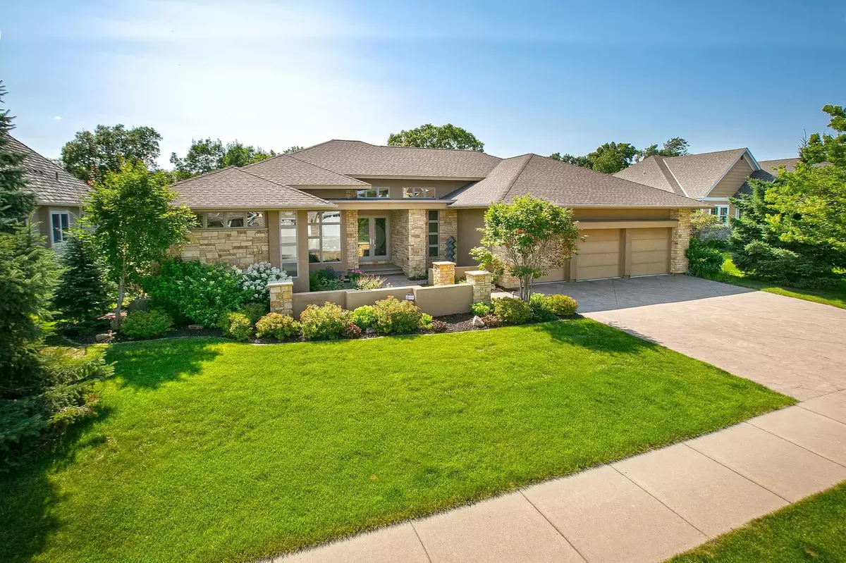 Eden Prairie, MN 55347,9730 Sky LN