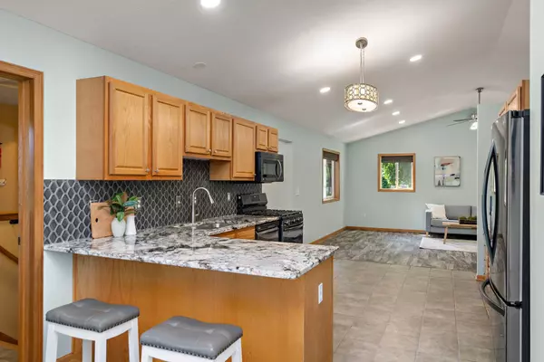 Vadnais Heights, MN 55127,755 County Road F E