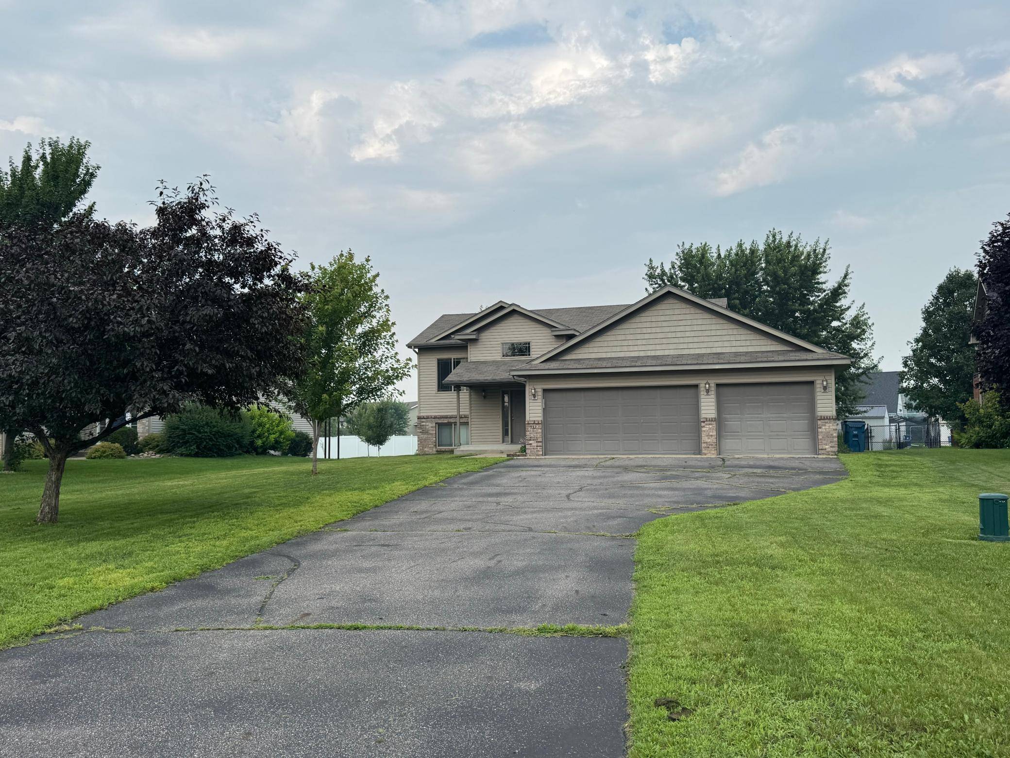 532 Elena LN, Saint Joseph, MN 56374