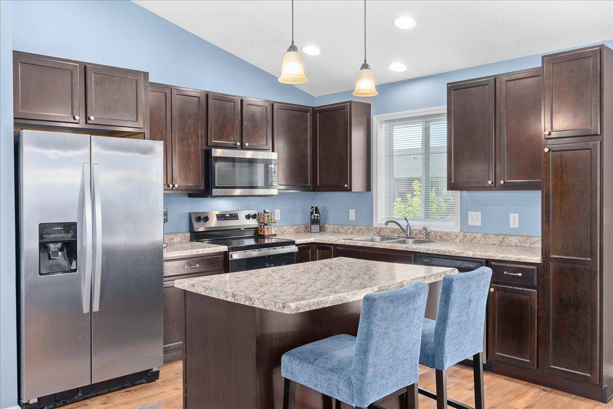 New Richmond, WI 54017,1374 Blue Jay PL