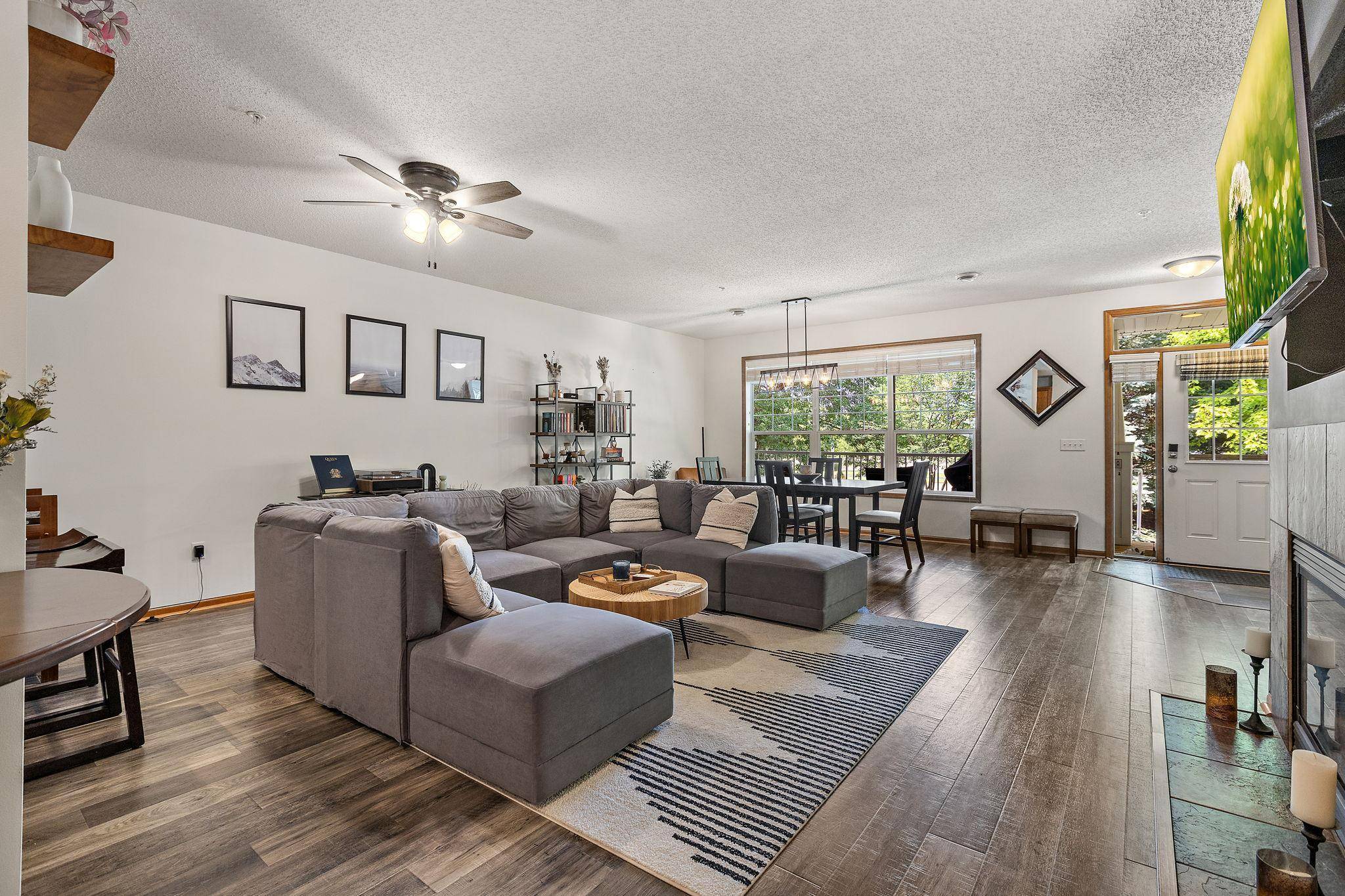 Plymouth, MN 55442,4940 Underwood LN N #4940B
