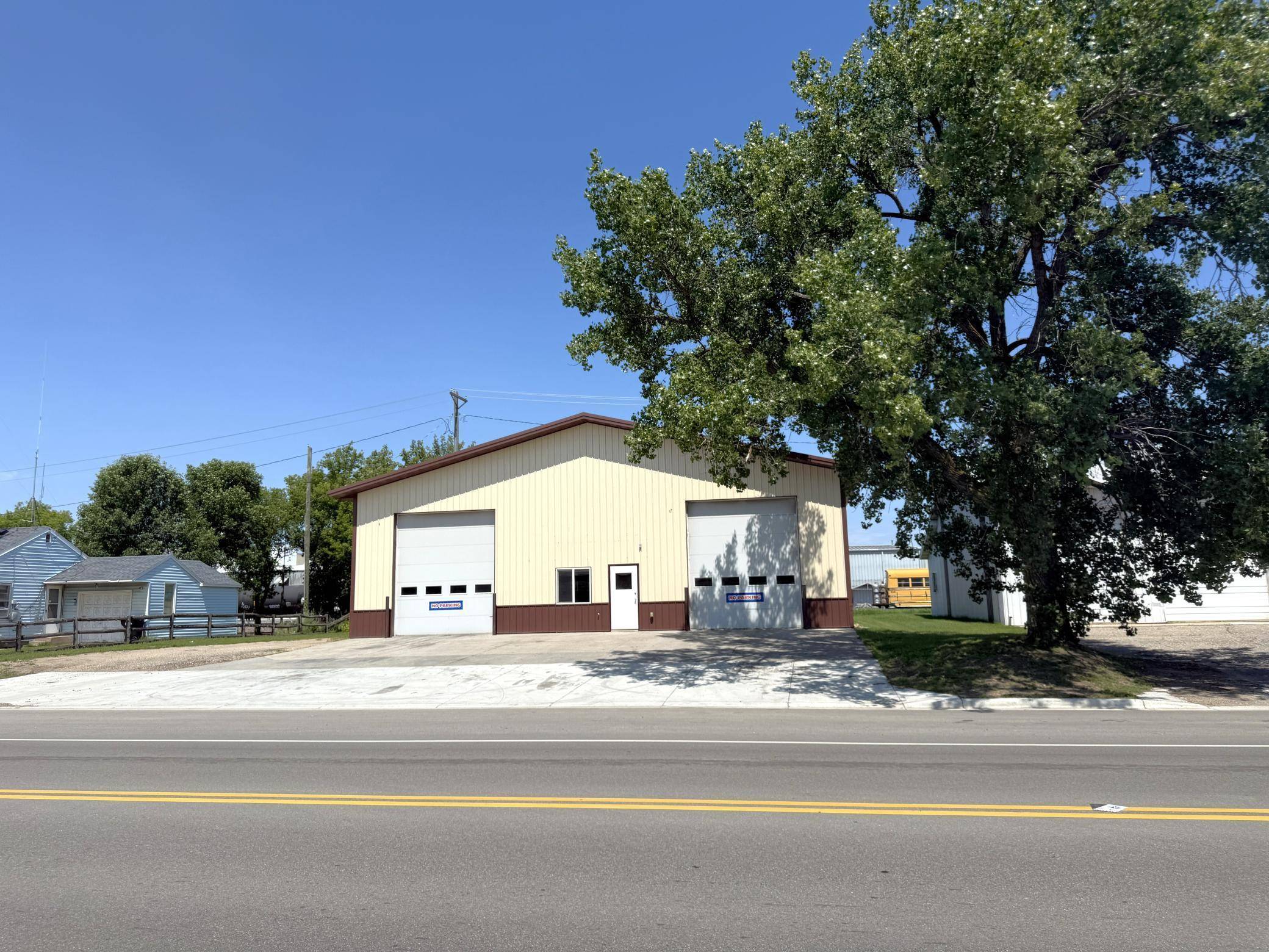 Perham, MN 56573,726 W Main ST