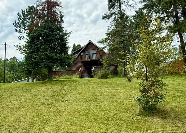 6592 Dewey Point RD, Chisholm, MN 55719