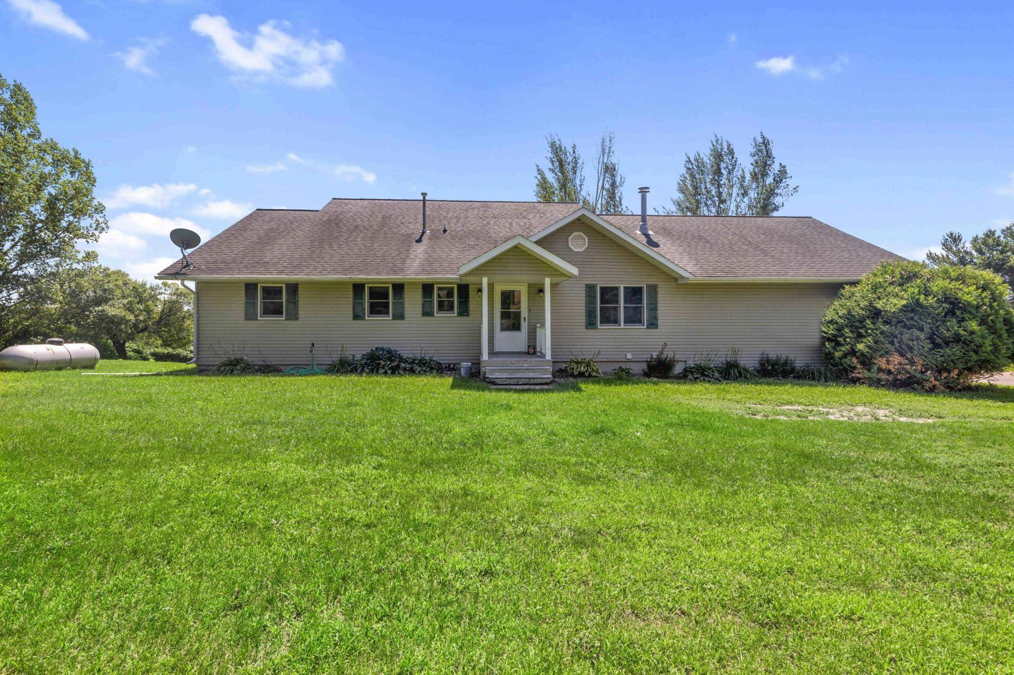 Menahga, MN 56464,51800 500th ST