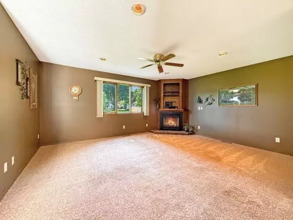Truman, MN 56088,305 N 3rd AVE E