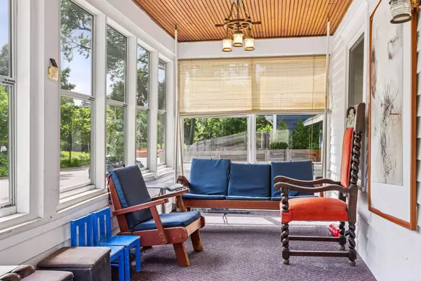 Minneapolis, MN 55410,2814 W 41st ST