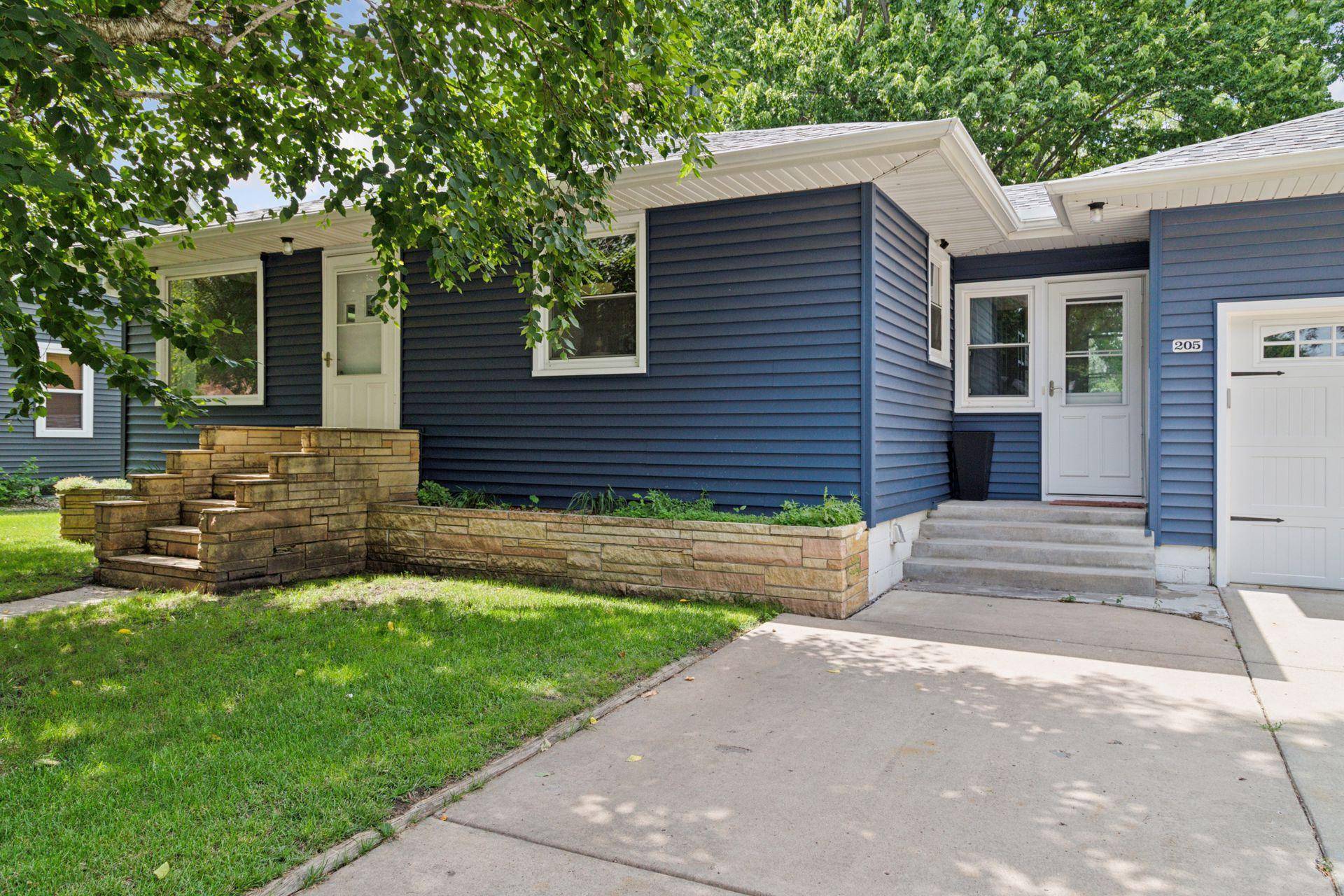 Watertown, MN 55388,205 Franklin AVE SW