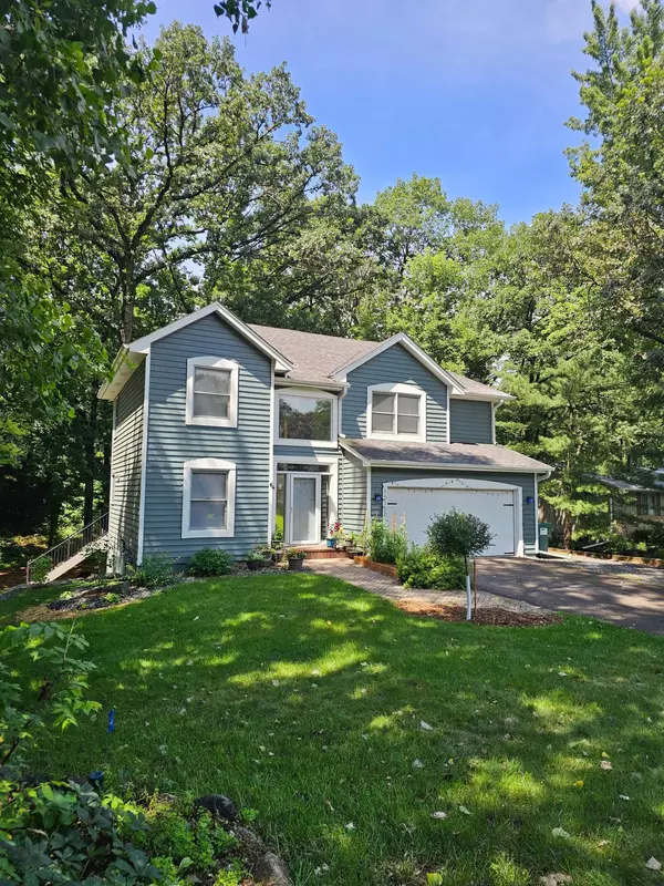 Burnsville, MN 55306,15100 Eileen CIR