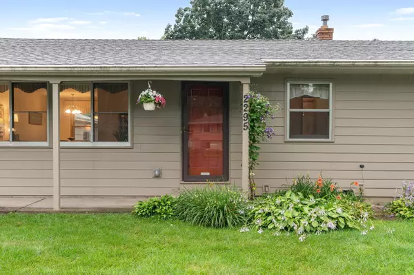 White Bear Lake, MN 55110,2295 Sierra DR