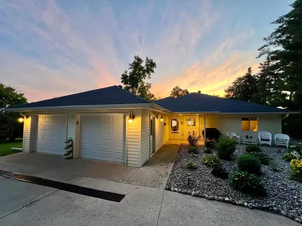 31129 E Jewett DR, Elizabeth Twp, MN 56537