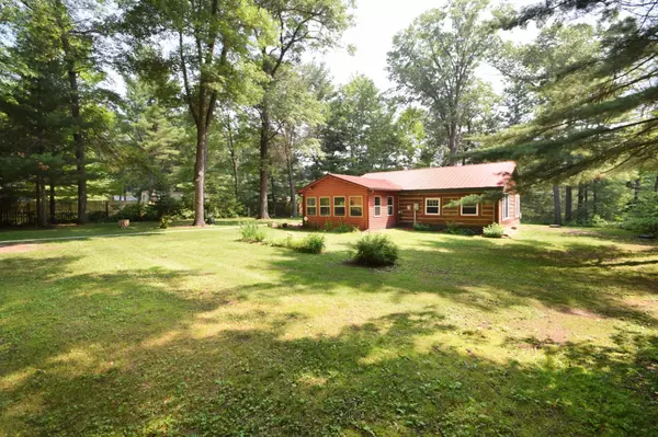 Siren, WI 54872,24904 Leghorn DR
