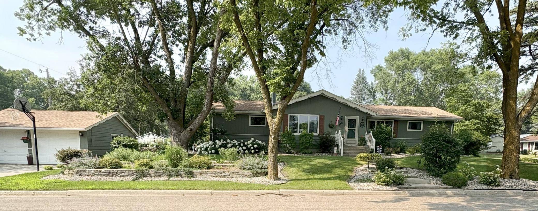 Montevideo, MN 56265,1401 N 4th ST