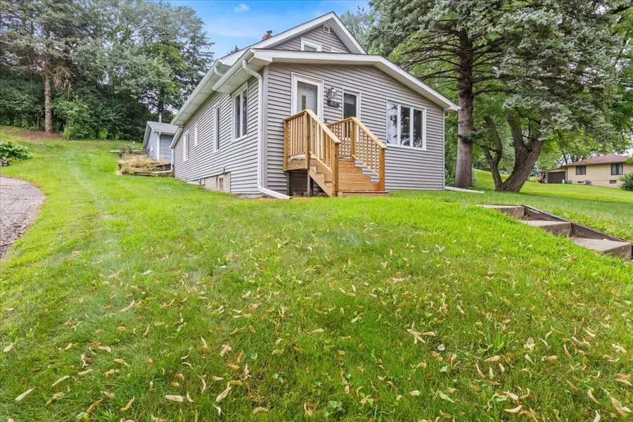 417 Lewis AVE N, Watertown, MN 55388