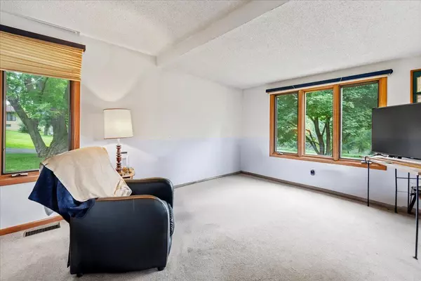 Watertown, MN 55388,417 Lewis AVE N