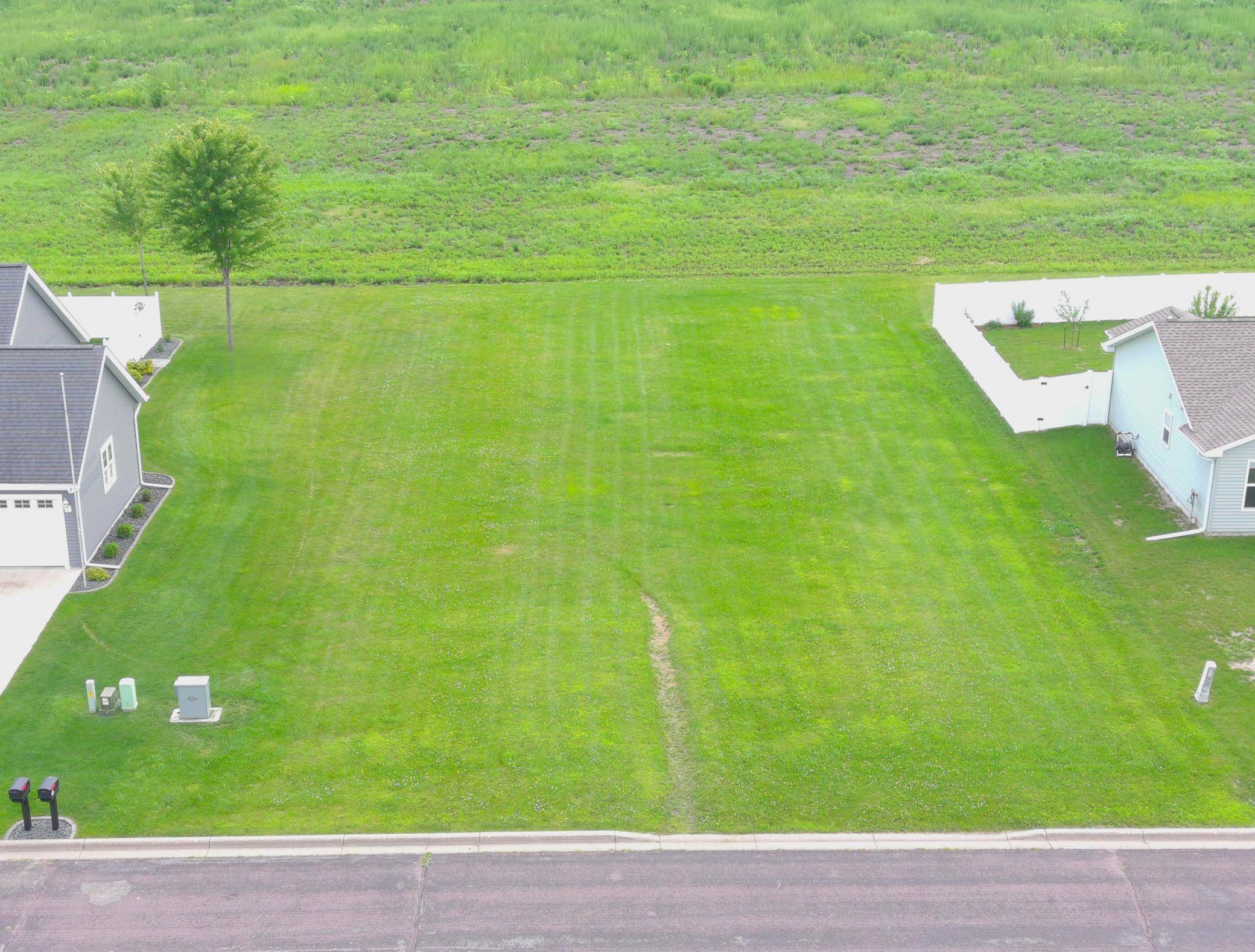 Waseca, MN 56093,1100 11th AVE SE