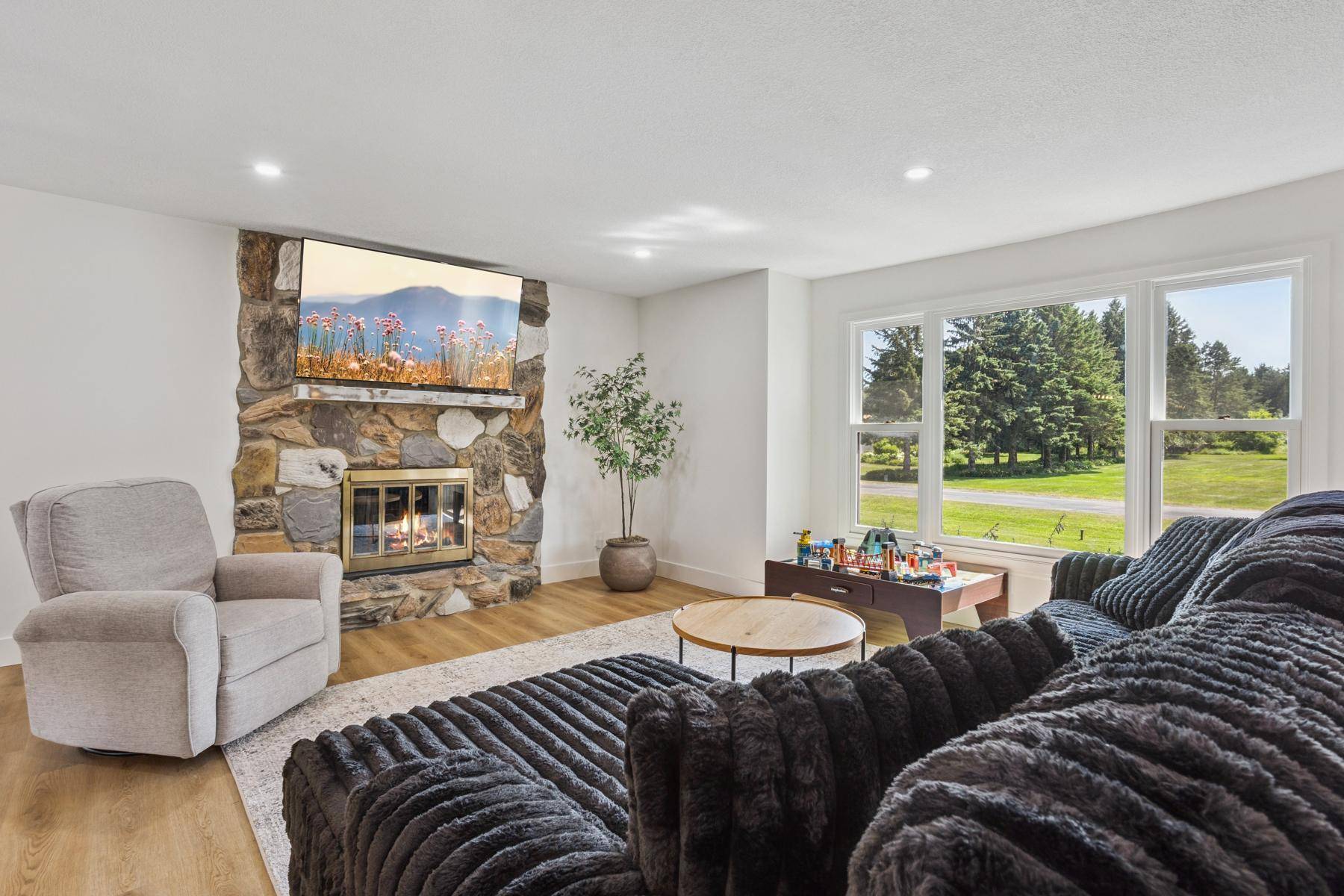 Grant, MN 55082,10144 67th LN N