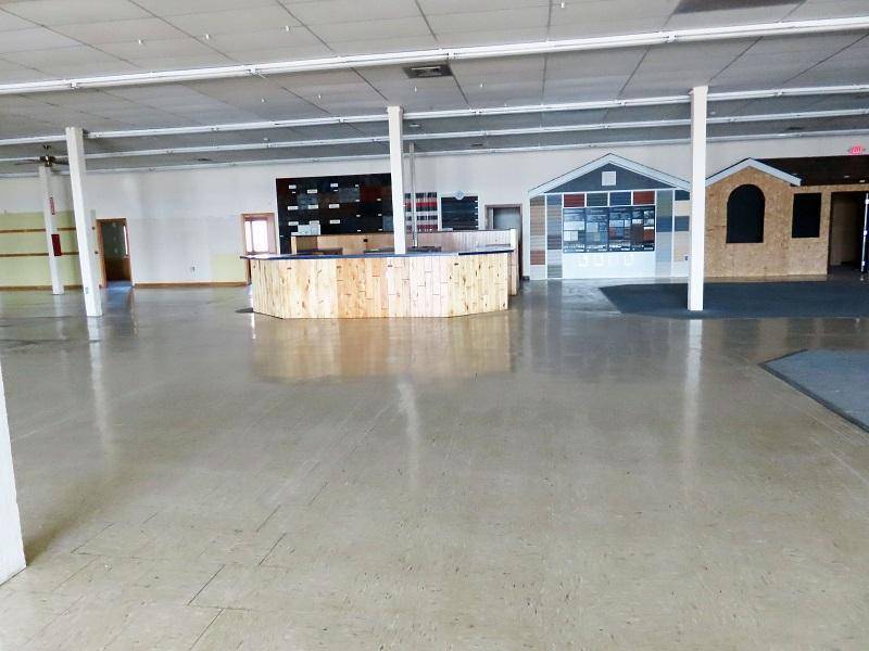 Thief River Falls, MN 56701,1301 3rd ST W
