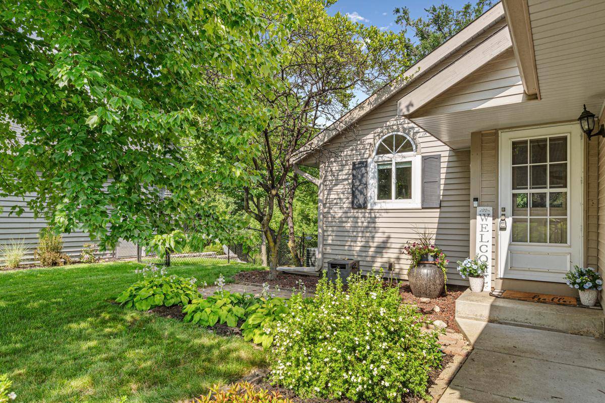 Savage, MN 55378,14349 Natchez AVE