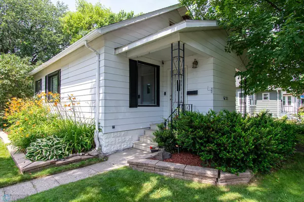Fargo, ND 58103,621 15th ST S
