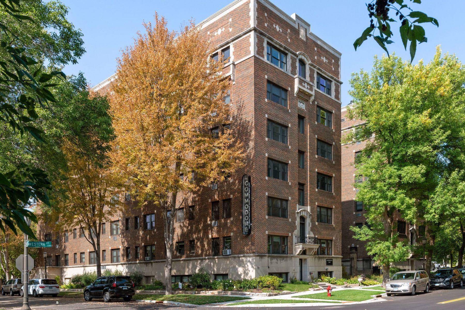 Saint Paul, MN 55102,79 Western AVE N #304