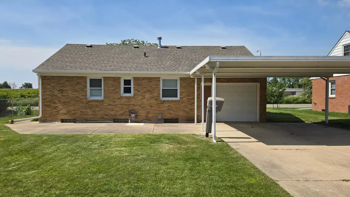 Austin, MN 55912,806 Oakland PL NE