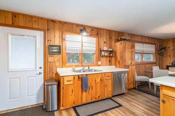 Erskine, MN 56535,39326 W Shore DR SE