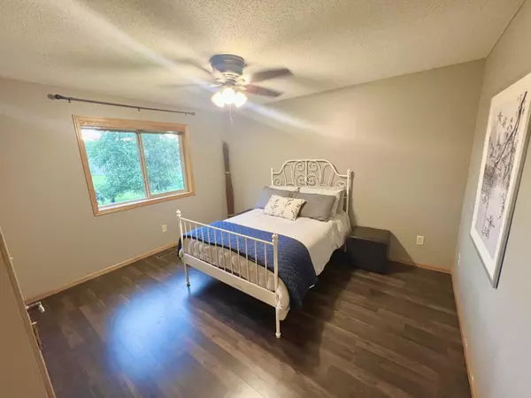 Milaca, MN 56353,1060 4th AVE NE