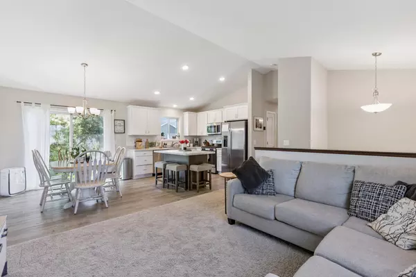 Waverly, MN 55390,419 66th ST SW