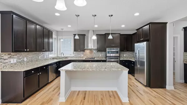 Apple Valley, MN 55124,15365 Eagle Creek WAY