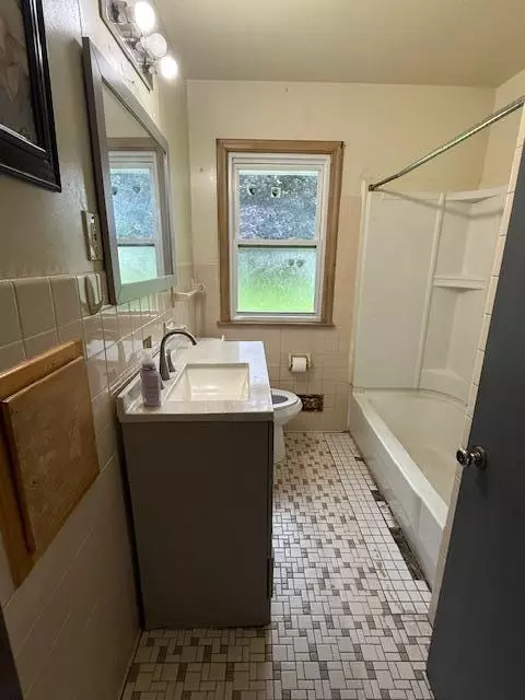 Brooklyn Center, MN 55430,5431 James AVE N