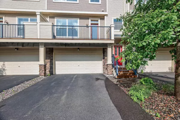 11692 84th AVE N #403, Maple Grove, MN 55369