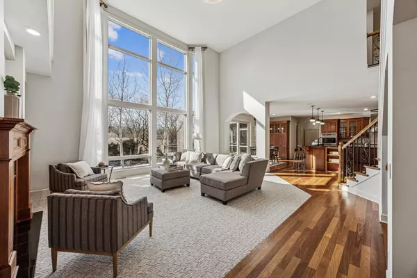 Corcoran, MN 55340,6294 Bluestem RD S