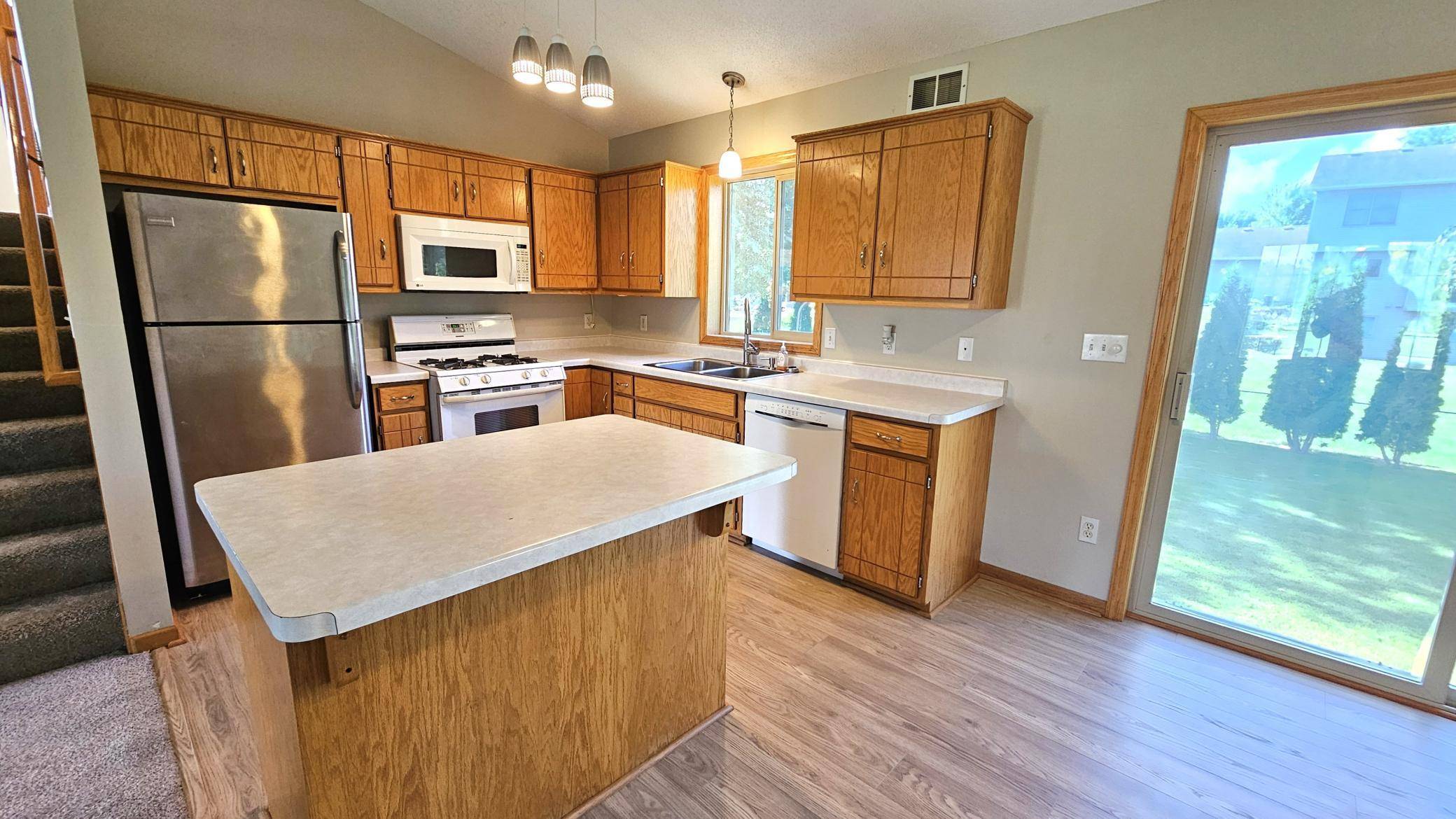 Saint Michael, MN 55376,10351 35th ST NE