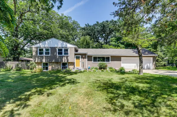 2643 1st ST,  White Bear Twp,  MN 55110