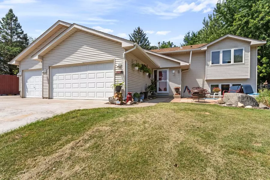 18307 Euclid ST, Farmington, MN 55024