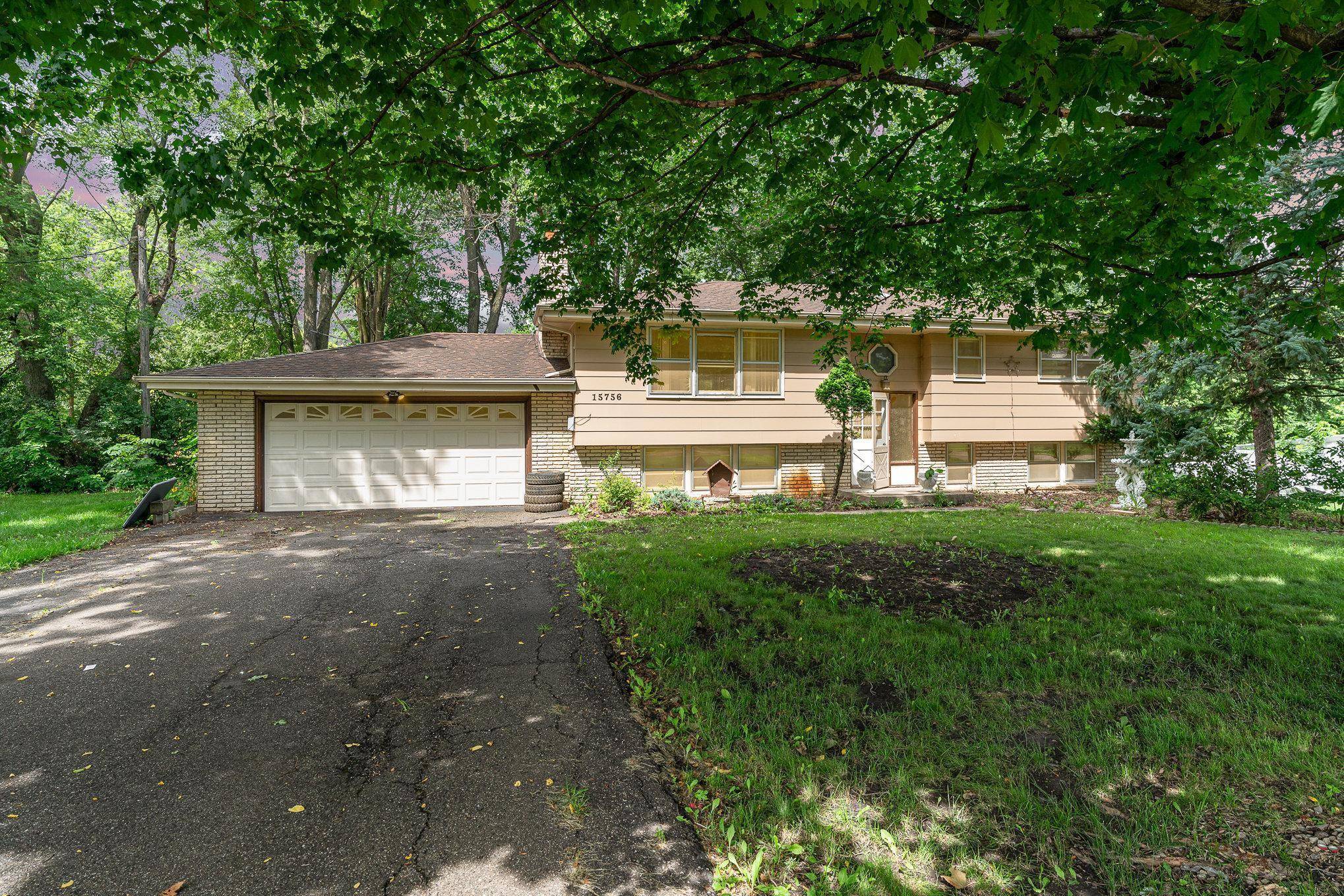 15756 Marystown RD, Shakopee, MN 55379
