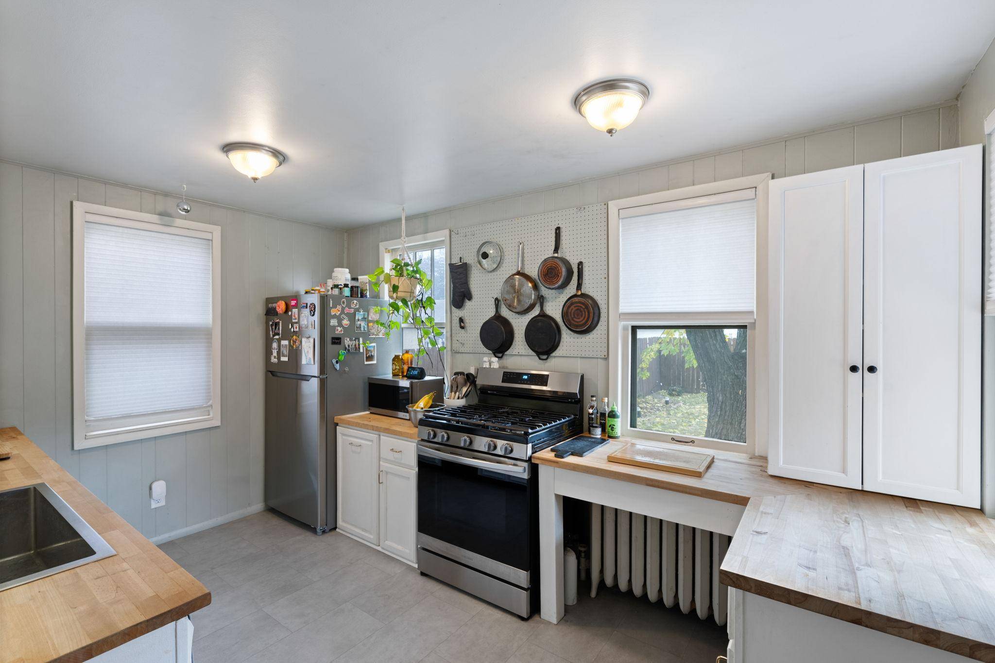 Minneapolis, MN 55407,3317 Cedar AVE S