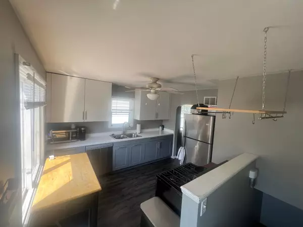 Columbia Heights, MN 55421,5006 6th ST NE