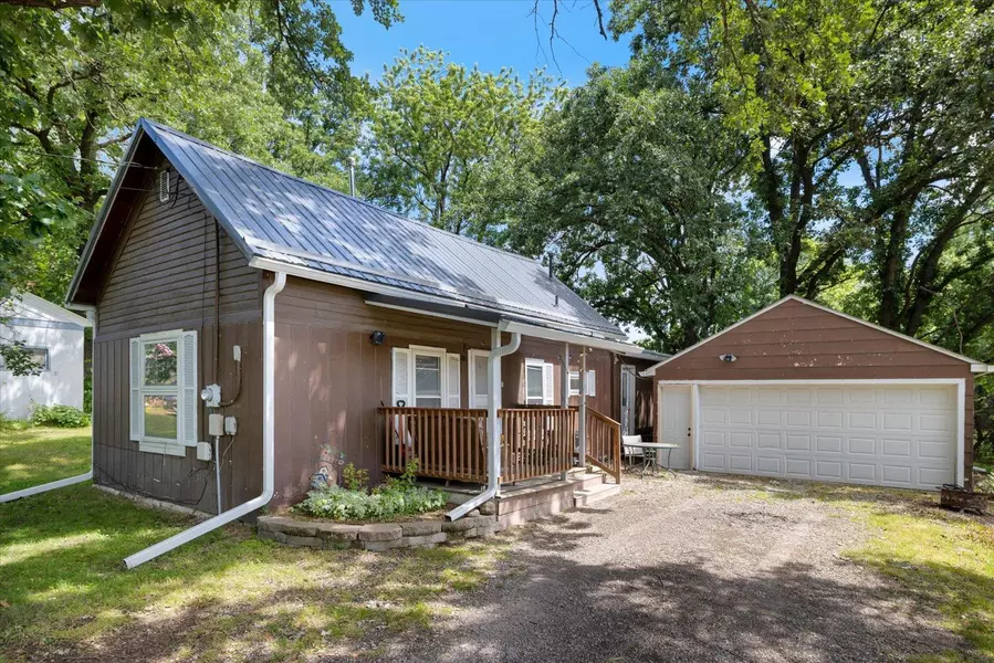 235 2nd AVE NE, Milaca, MN 56353