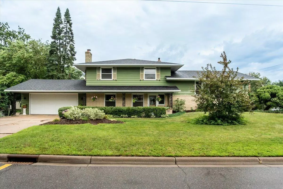 West Saint Paul, MN 55118,269 Bernard ST W