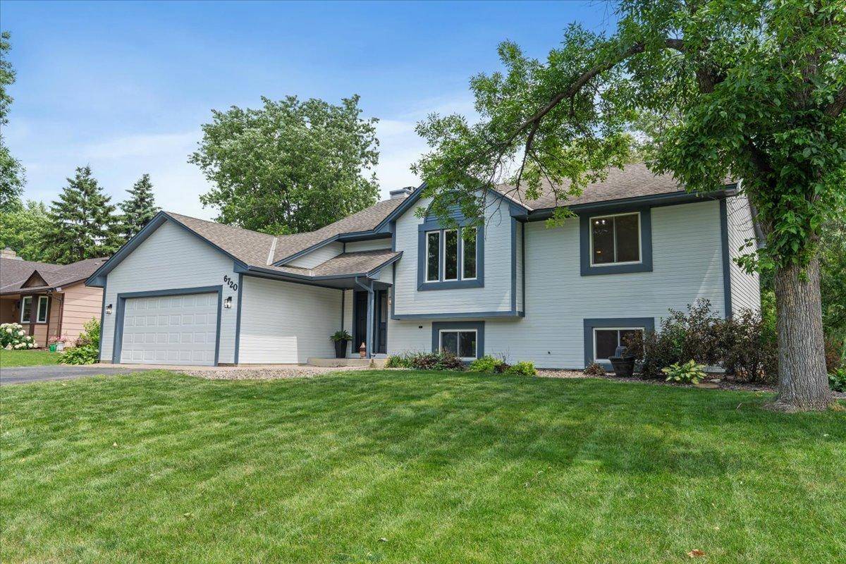 Maple Grove, MN 55311,6720 Quantico LN N