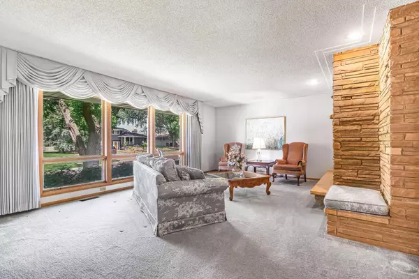 Edina, MN 55436,5313 Birchcrest DR