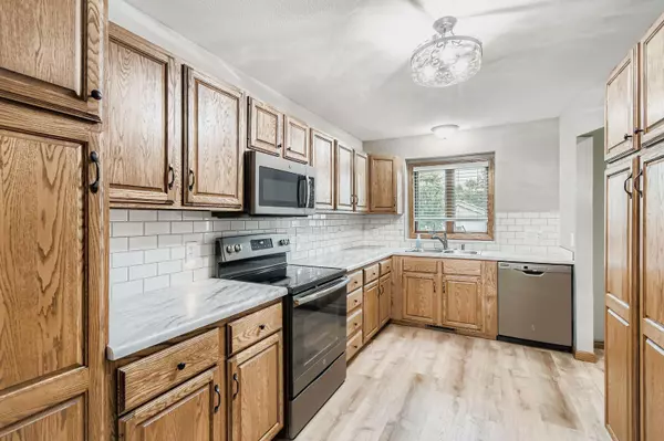 Baldwin, WI 54002,1821 Wooden Shoe CT