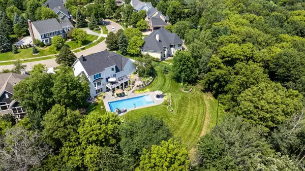 Woodbury, MN 55125,3221 Crestmoor DR