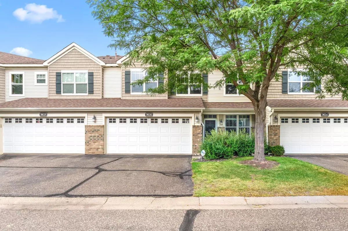 Brooklyn Park, MN 55443,9616 Linden LN N