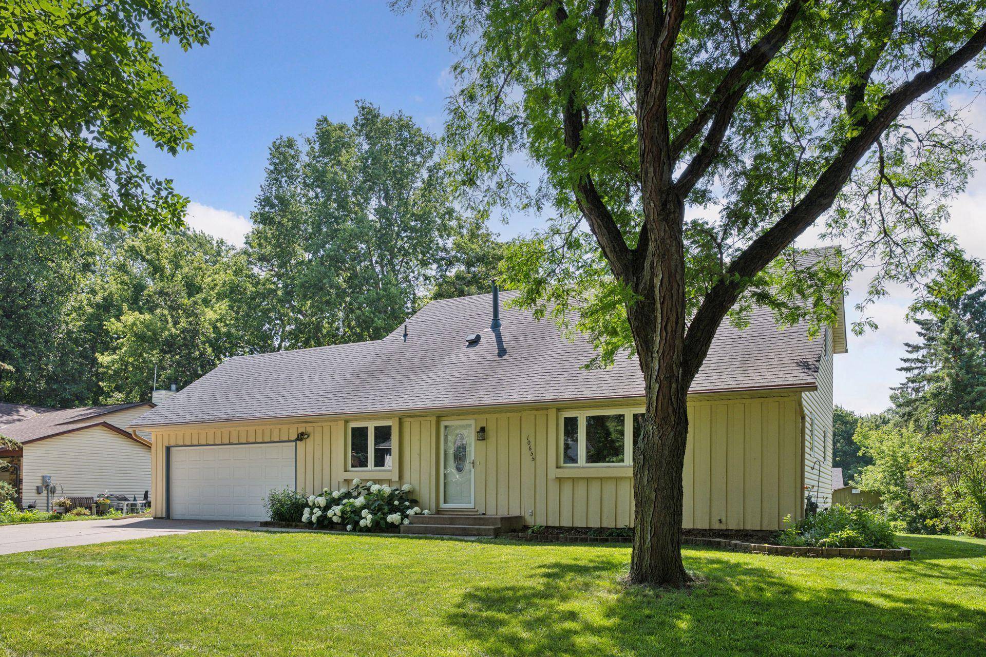 Maple Grove, MN 55369,10655 103rd AVE N