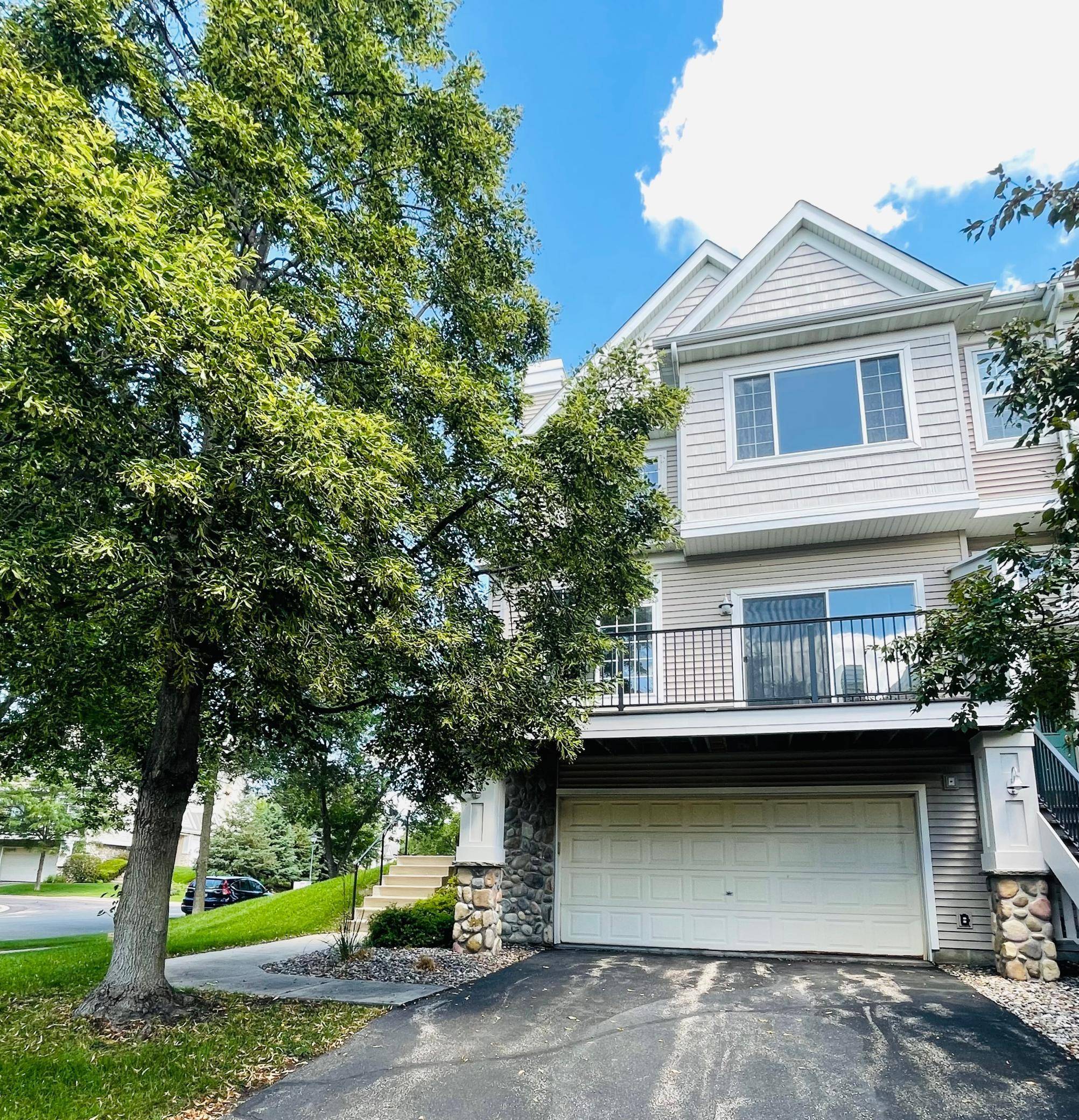 Savage, MN 55378,7620 Parkridge LN
