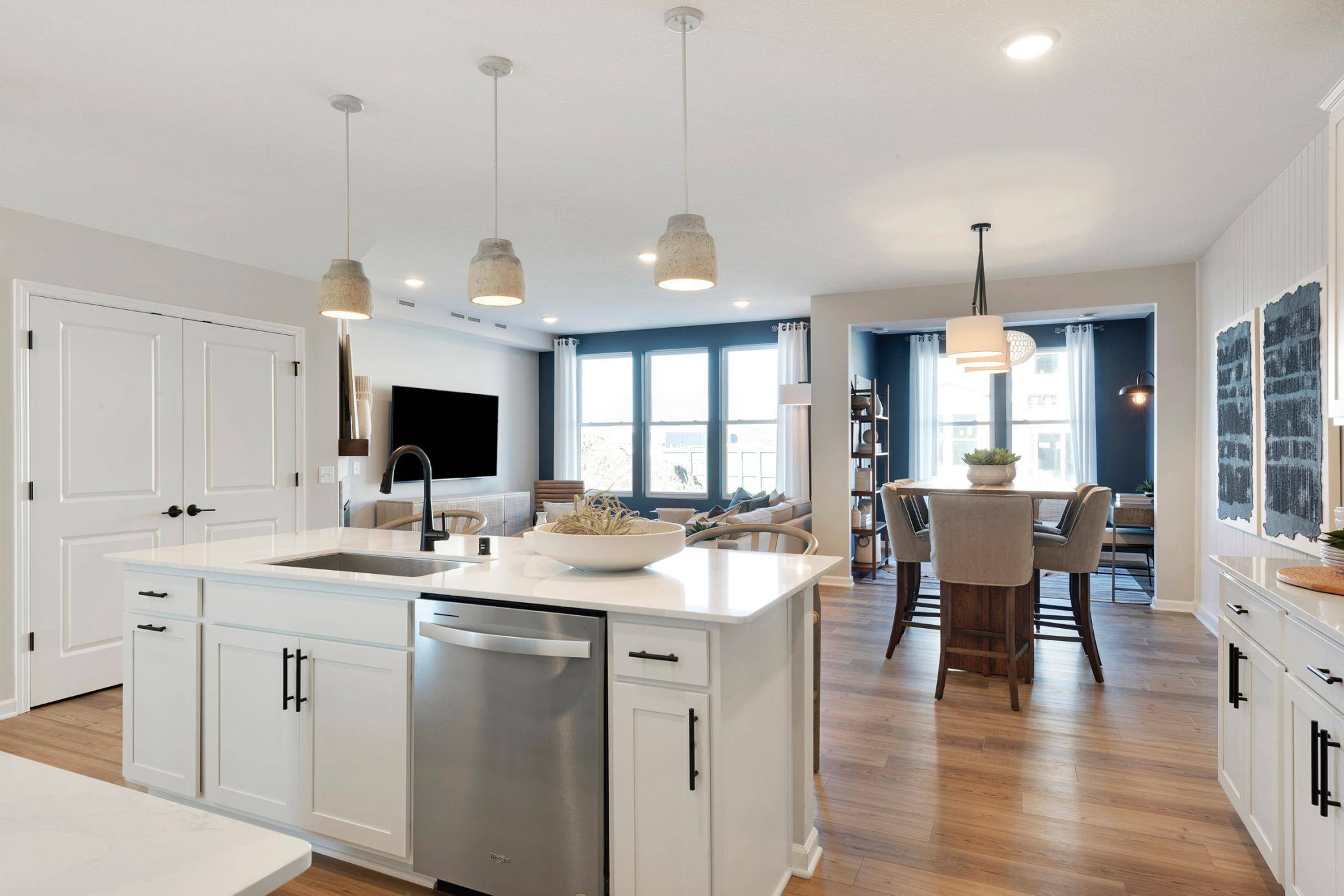 Eden Prairie, MN 55347,9280 Larimar TRL
